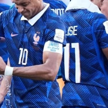 Ubushyuhe bukabije bwabaye imbogamizi mu mukino wahuje u Bufaransa na Paraguay mu Gikombe cy'Isi
