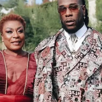 Nyina wa Burna Boy yashimangiye ko igihe kigeze ngo ashinge urugo