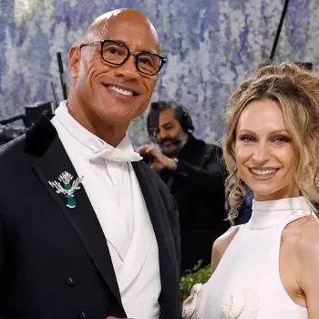 'The Rock' yatunguye benshi nyuma yo gusubiza ikibazo mu buryo butari bwo