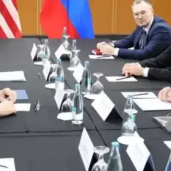 U Burusiya burasaba Amerika Guhagarika Guha Ukraine Intwaro