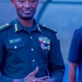 Umuyobozi w'Icyubahiro Wungirije wa APR FC yasabye imbabazi abakunzi bayo