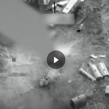 Amerika yakomeje kugaba ibitero kuri Iran, mu gihe Abahouthi bemereye amato y'u Bushinwa gukomeza urugendo