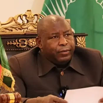 Perezida Ndayishimiye yakiriye abatavuga rumwe na leta ya RDC 