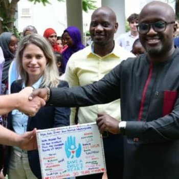 Minisitiri Nduhungirehe yasuye abafatanyabikorwa b'u Rwanda mu rwego rw'ubuzima muri Isiraheli