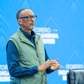 Perezida Kagame yasabye ko Ikinyarwanda kigishwa mu Ngabo z'igihugu na Polisi y'u Rwanda
