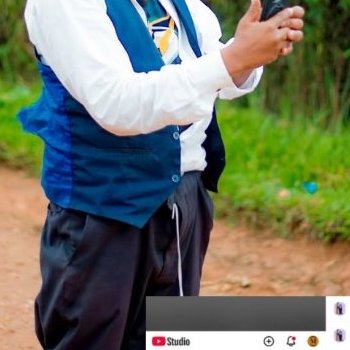 Umunyarwenya Mitsutsu yashyize ku isoko shene ye ya Youtube na moto kubera umuvandimwe we