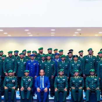 RDF yashimiye ba Ofisiye batangiye ikiruhuko cy'izabukuru
