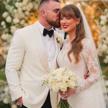 Abafana ba Taylor Swift batunguye benshi bagura imyanda yakusanyijwe hafi y'ahabereye ubukwe bwe