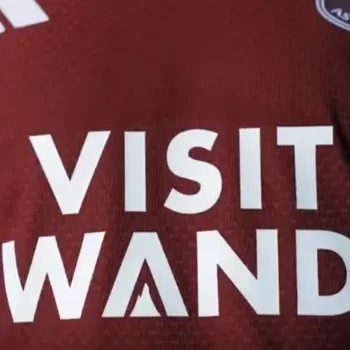 U Rwanda rwagiranye amasezerano na Aston Villa yo kurwamamaza muri 'Visit Rwanda'