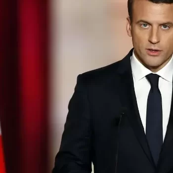 Ibisasu byaturikiye hafi y'aho perezida Macron acumbitse mu ruzinduko rudasanzwe yagiriye muri Syria