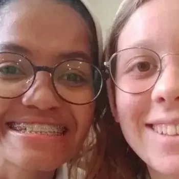 Bahuriye mu kigo cy'abihaye Imana ari ababikira, nyuma baza gushyingiranwa: Inkuru itangaje ya Francília na Luiza
