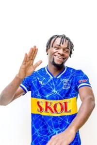 Rayon Sports yaguze umukinnyi wa kabiri umenyereye mu Rwanda
