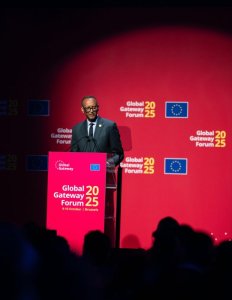 Perezida Kagame yibukije Abanyaburayi akamaro ko gukorana neza n'Abanyafurika
