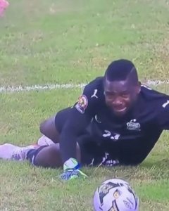 Umunyezamu wa Cote d'Ivoire yagize ibyago bikomeye nyuma yo kuraza nabi abafana