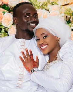 Sadio Mane yashyingiranwe n'umukobwa batigeze bakundana