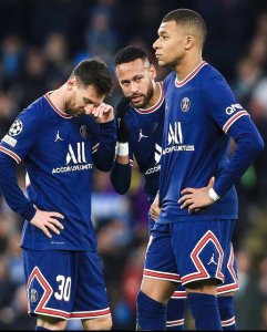 PSG na Atletico Madrid zatengushye abafana bazo muri UEFA Champions League