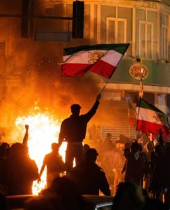Amerika yiyemeje gufatira ingamba zikomeye Iran ikomeje guhangana n'abigaragambya
