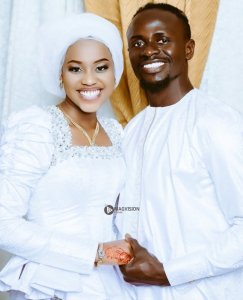 Sadio Mane yashyize hanze amafoto y'ubukwe bwe na Aisha Tamba [AMAFOTO]