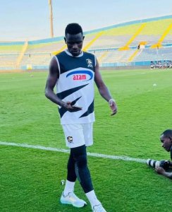 APR FC yabuze umukinnyi ukomeye mbere y'umukino wa Pyramids FC