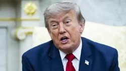 Trump akomeje guhatira Iran ibiganiro ayikangisha kuyisenyera ibikorwa remezo
