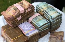 Muri Kigali hafashwe abarimo abakekwaho ubutekamutwe biyitiriraga abasirikare n'abapolisi bariye umuturage 3.000.000Frw
