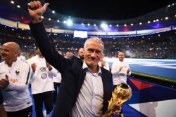Didier Deschamps agiye gusigira intebe y'ubutoza Zidane