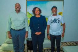  Gen Muhoozi na Clare Akamanzi baganiriye ku kuzamura Basketball muri Uganda