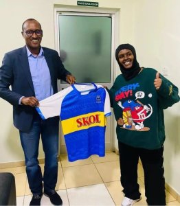 Ariel Wayz yerekanwe ku mugaragaro nk'umufana wa Rayon Sports