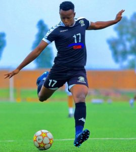 Bigoranye APR FC yakuye amanota 3 kuri Espoir FC ikomeza kuyobora Shampiyona