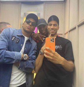 Kylian Mbappe yafotowe ari mu mujyi wa Madrid 