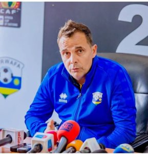 Nkuko mbivuga igihe kinini ntabwo nzaba ikibazo!Umutoza w'Amavubi asubiza 