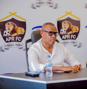 Chairman wa APR FC ari mu basirikare bazamuwe mu mapeti na Perezida Kagame 
