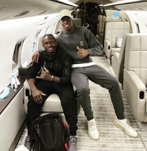 #AFCON2021 yahumuye!!! Sadio Mane na Mendy berekeje muri Senegal mu ndege yabo bonyine [AMAFOTO]