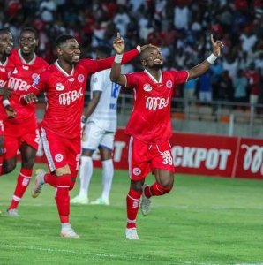 APR FC mu biganiro byo gusinyisha umukinnyi uri mu beza Simba SC ifite