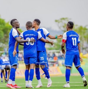 Musa Essenu yafashije Rayon Sports kwigaranzura Rutsiro FC iyizengereza cyane