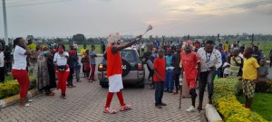 Abafana ba Etincelles FC basagariye umusifuzi wongeje iminota 12 ku mukino/APR FC yihanije Bugesera FC
