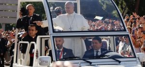 Papa Leo XIV yakiriwe n'imbaga y'abarenga miliyoni i Madrid mu ruzinduko rwe muri Espagne