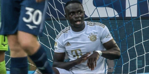 Sadio Mane yisabiye umusifuzi kwanga igitego yatsindishije ukuboko