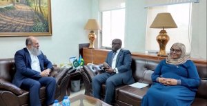 Minisitiri Nduhungirehe yagiranye ibiganiro na Minisitiri w'Ubucuruzi wa Pakistan
