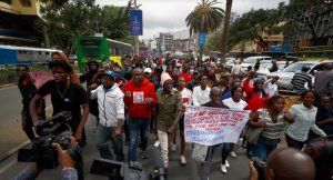 Kenya: Raila Odinga yongeye gutangiza imyigaragambyo imaze kugwamo batatu