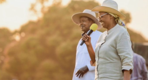 Museveni yavuze ko umugore we Janet Museveni yarokotse urupfu