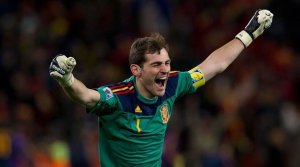  Iker Casillas yasezeye ku mupira w'amaguru yubatsemo amateka atazibagirana