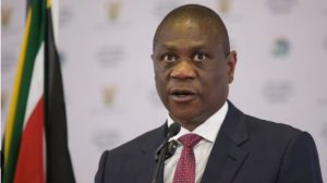Visi Perezida Mashatile yarabye yitura hasi ari kuvuga disikuru