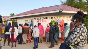 Abanyeshuri 16 bishwe n'inkongi y'umuriro yafashe inyubako bararagamo mu masaha y'igicuku