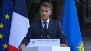 Perezida Macron yakuriye inzira ku murima abajenoderi bibwira ko babonye ubuhungiro mu Bufaransa