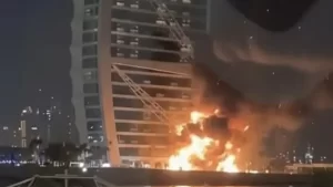 Ikibuga cy'indege cya Dubai na hoteli ya Burj Al Arab byangijwe na missile za Iran