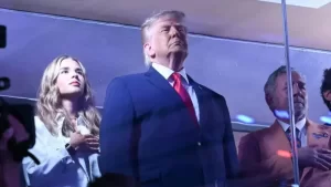 Trump wakoze ibitarakorwa n'undi muperezida wa Amerika yavugirijwe induru ubwo yitabiraga imikino ya nyuma ya NBA