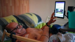 Facebook yabujije Alain Cocq urwaye byo gupfa gutangaza videwo 'arimo gupfa' 