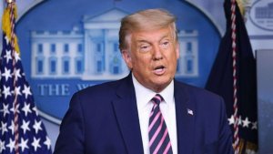 Umugore ukekwaho koherereza Trump ibaruwa irimo uburozi yafashwe