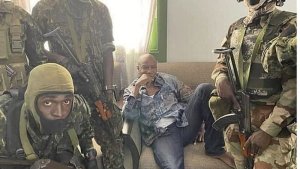 Guinea: Uwahiritse ku butegetsi Prezida Condé agiye gushyiraho inzibacyuho 